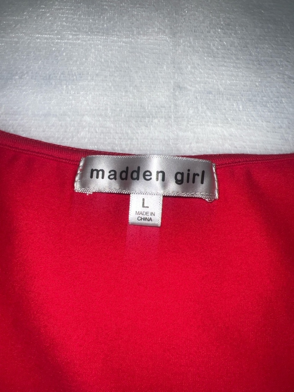 Madden Girl Red Twist-Detail Short Sleeve Top - Picture 2 of 6